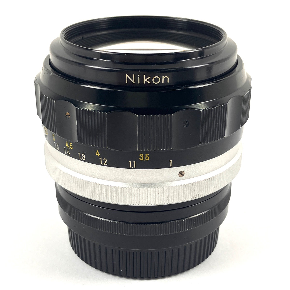 オールドレンズ探訪記] Nikon（ニコン）Nikkor-H Auto 85mm F1.8
