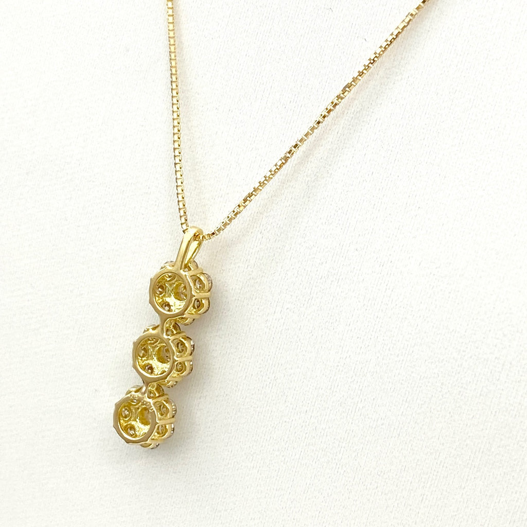 フラワーモチーフ デザインネックレス YG イエローゴールド ペンダント メレダイヤ 花 ネックレス K18 ダイヤモンド レディース 【中古】nbjwl