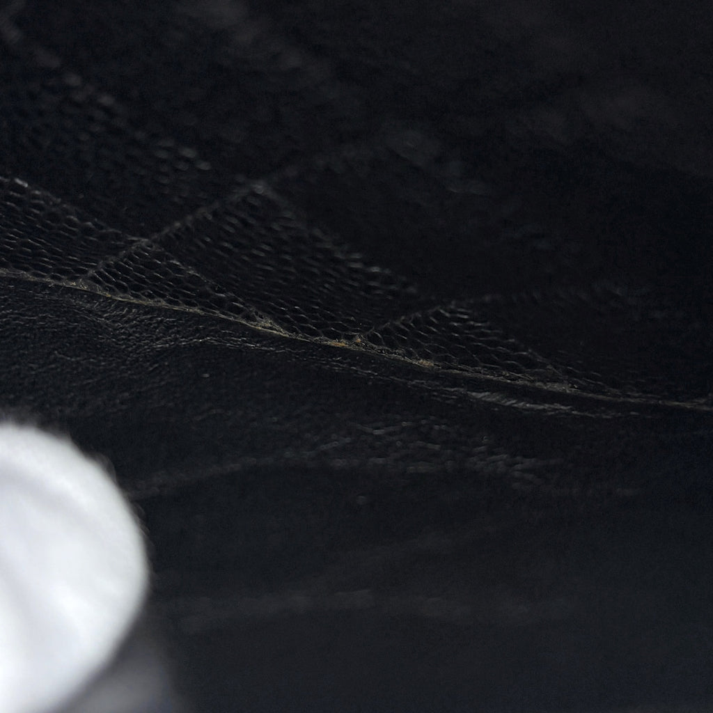 シャネル マトラッセ ダブルフラップ クロスボディバッグ キャビアスキン ブラック A01112 レディース 中古 brbag