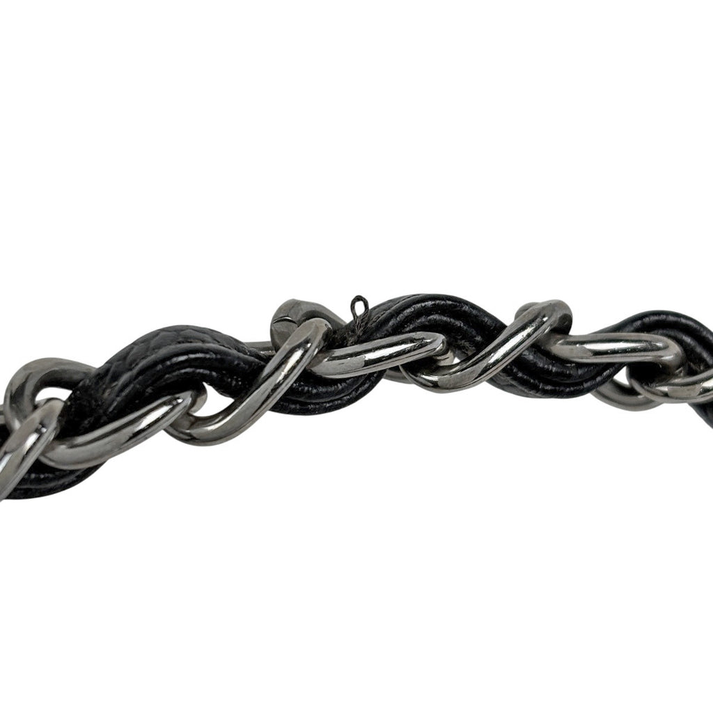 シャネル マトラッセ ダブルフラップ クロスボディバッグ キャビアスキン ブラック A01112 レディース 中古 brbag