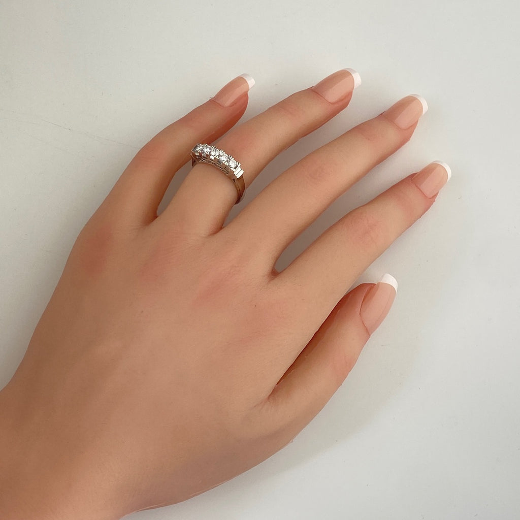 メレダイヤ デザインリング プラチナ 指輪 リング 11号 Pt900 ダイヤモンド レディース 【中古】nbjwl