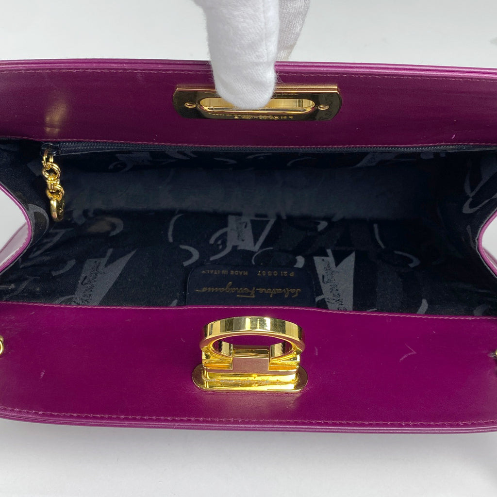 サルヴァトーレフェラガモ ガンチーニ チェーン ショルダーバッグ 2WAY クラッチバッグ ショルダーバッグ レザー パープル 0587 レディース 【中古】brbag