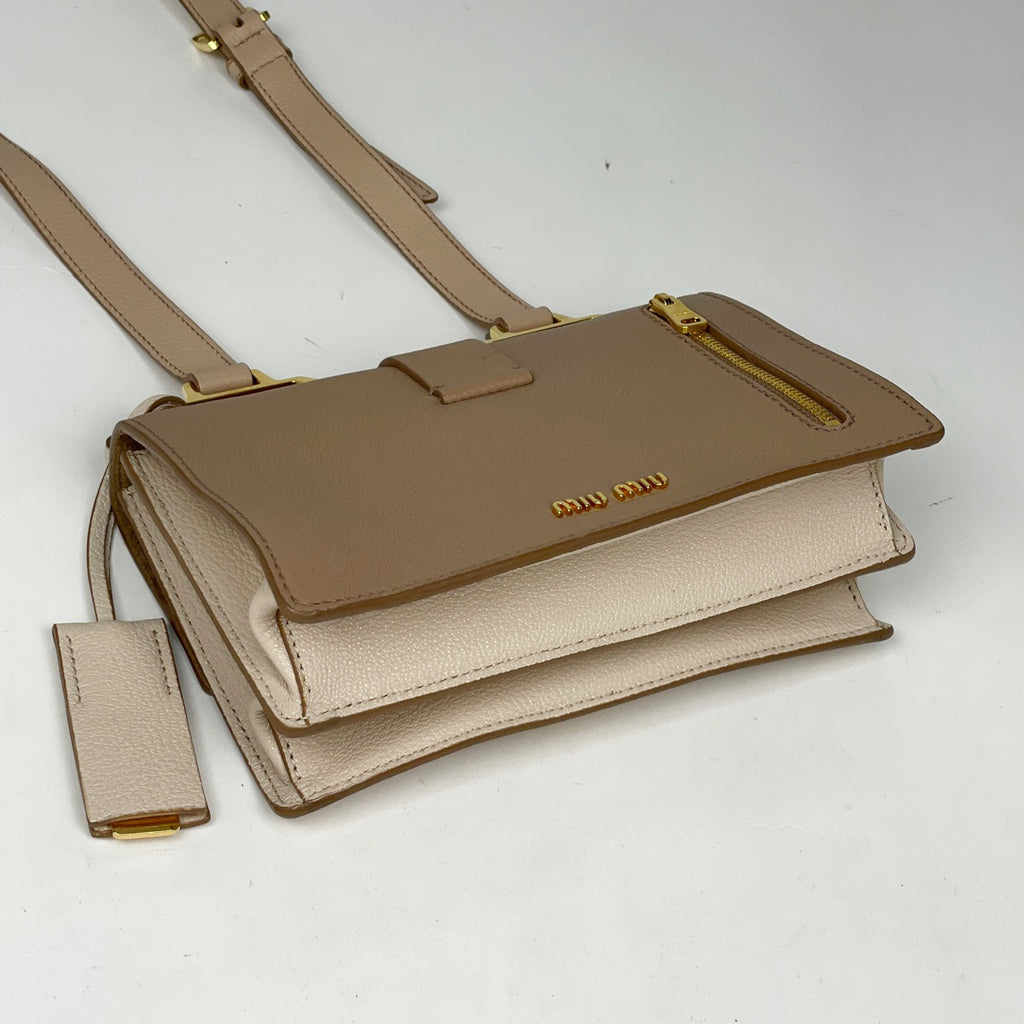 ミュウ ミュウ ロゴ ショルダーバッグ マドラス ショルダーバッグ レザー ベージュ 5BH609 レディース 【中古】 brbag