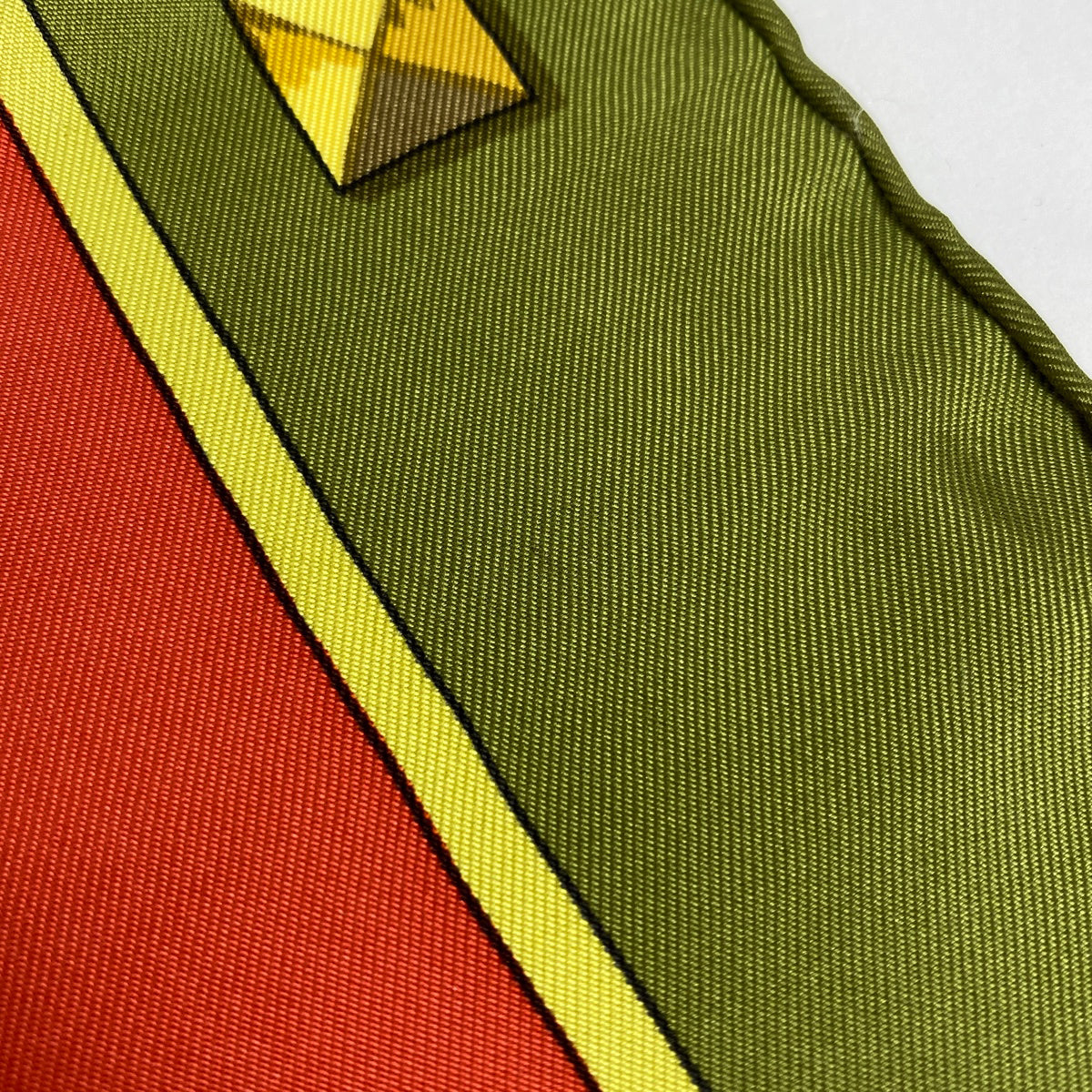 HERMES エルメス カレ90 GARDE NATIONALE スカーフ グリーン