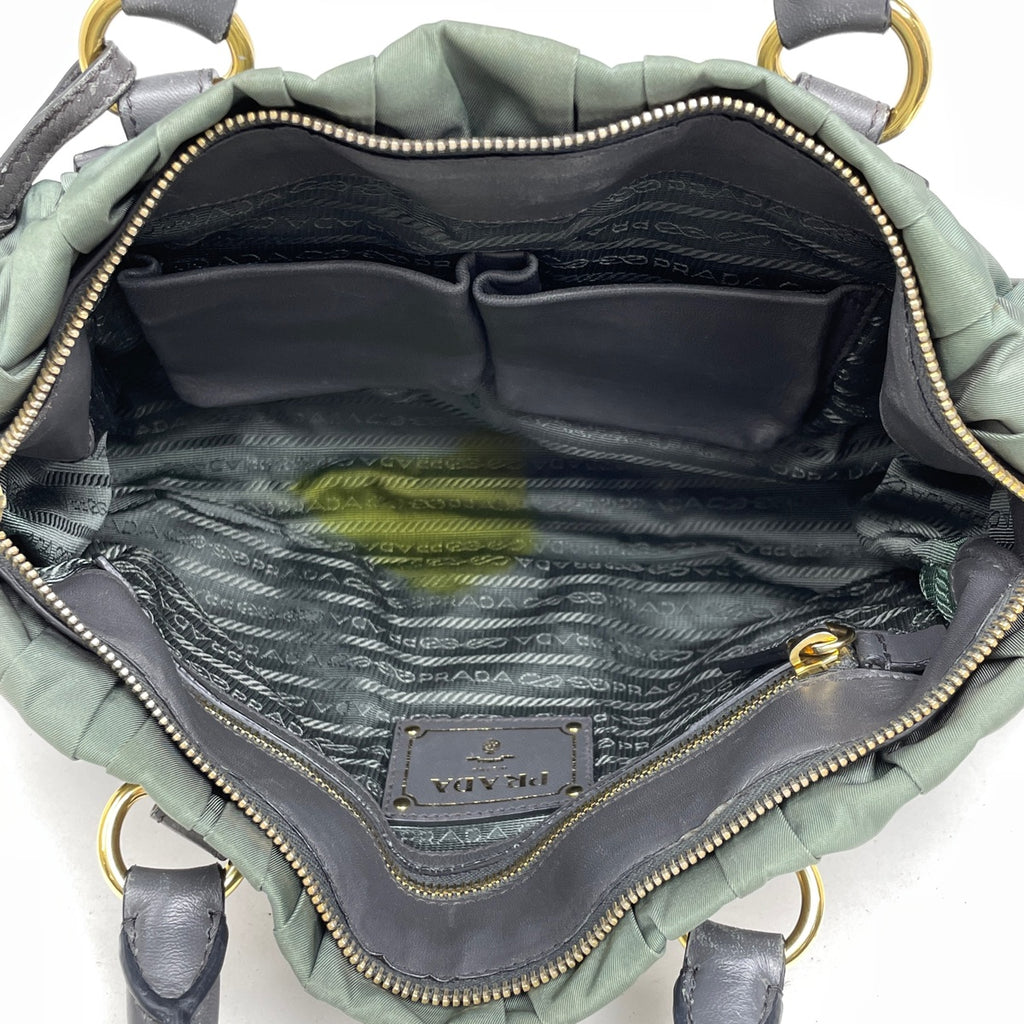プラダ ロゴ ハンドバッグ ギャザー 2WAY ショルダーバッグ カーキ ハンドバッグ ナイロン グリーン BN1407 レディース 【中古】 brbag