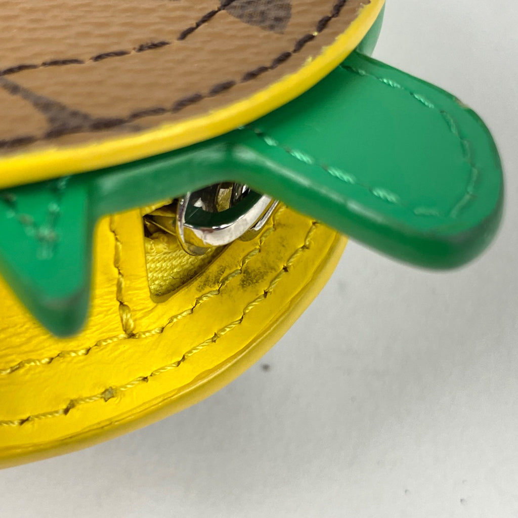 ルイ・ヴィトン キーホルダー LV タートル バッグチャーム カメ キーホルダー モノグラム レザー ブラウン グリーン M01471 レディース 【中古】brbag