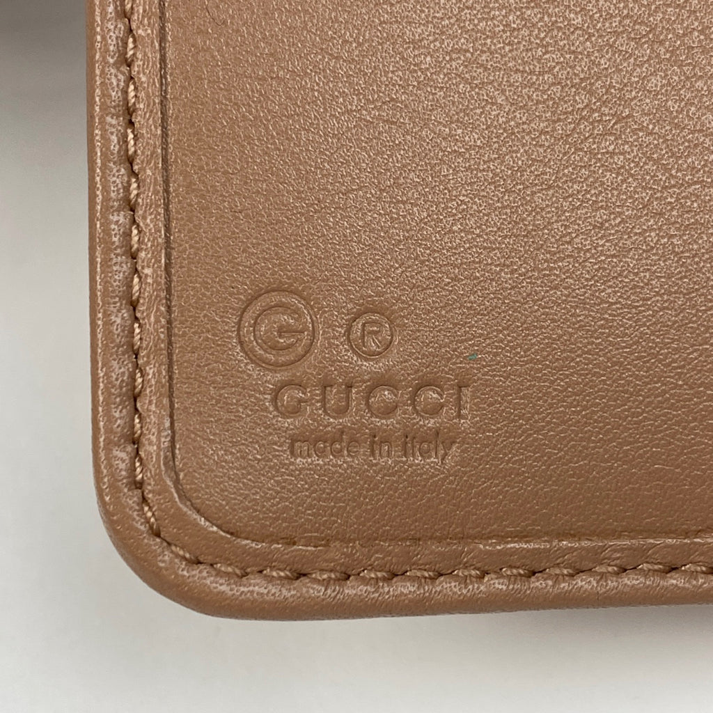 グッチ マイクログッチシマ 二つ折り 財布 シグネチャー 二つ折り財布 シマレザー ピンクベージュ 449395 レディース 【中古】brbag