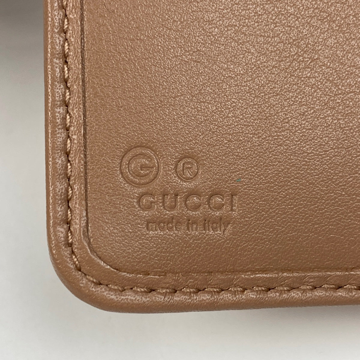 バイセル公式】グッチ マイクログッチシマ 二つ折り 財布