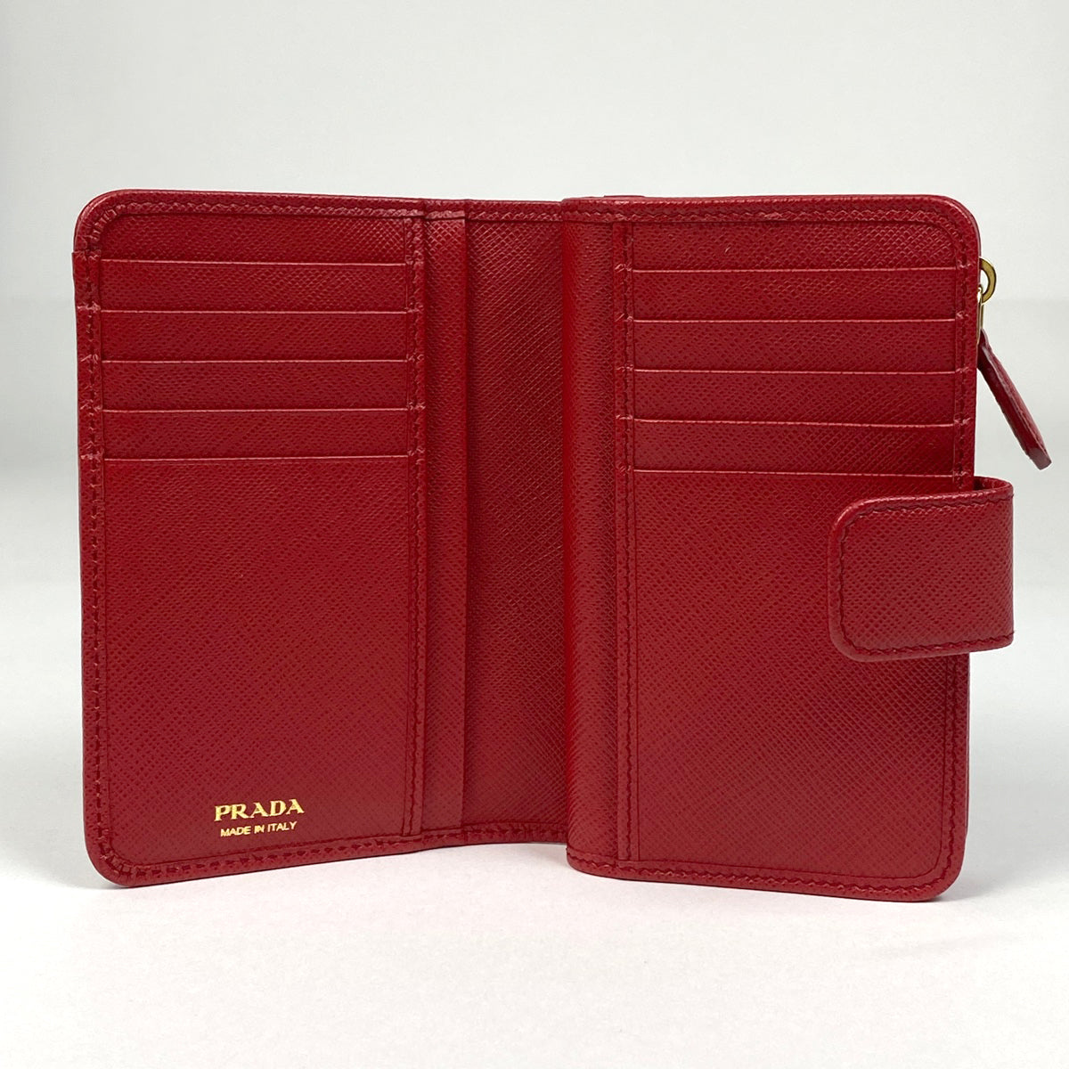在庫一掃】 プラダ ロゴ 二つ折り 財布 L字ファスナー 二つ折り財布