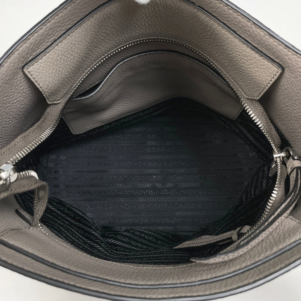プラダ ロゴ ショルダーバッグ ヴィッテロ フェニックス ショルダーバッグ レザー ベージュ 1BE057 レディース 【中古】brbag