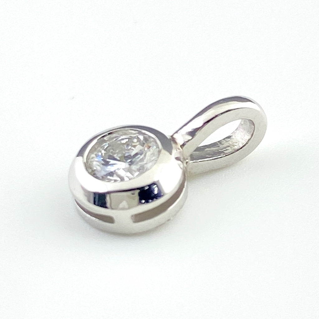 ダイヤモンド ペンダントトップ プラチナ ペンダントトップ Pt900 ダイヤモンド レディース 【中古】nbjwl