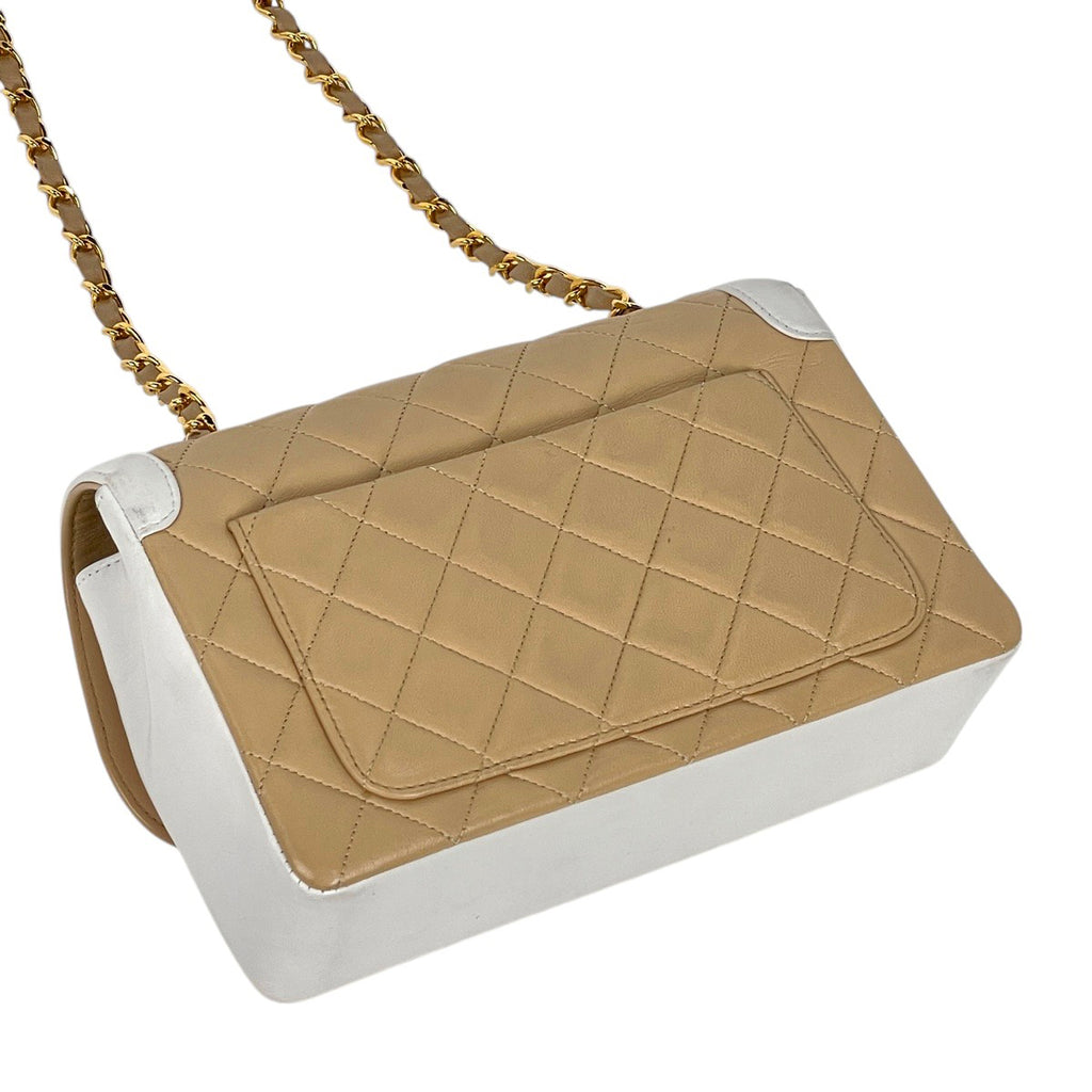 【在庫一掃】 シャネル マトラッセ シングルフラップ チェーン ショルダーバッグ ココマーク ショルダーバッグ レザー ベージュ レディース 【中古】 brbag