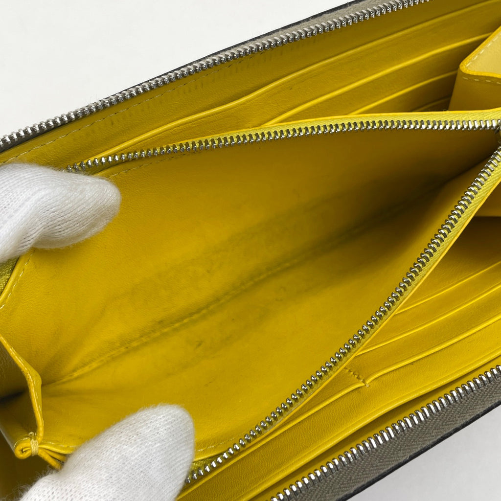 セリーヌ ロゴ ラウンドファスナー 長財布 ラウンドジップ 長財布 レザー ブラウン レディース 【中古】brbag