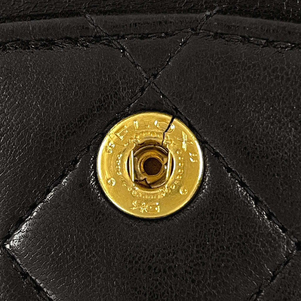 シャネル マトラッセ Wフラップ チェーン ショルダーバッグ ココマーク ショルダーバッグ レザー ブラック A01112 レディース 【中古】brbag