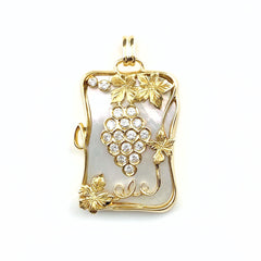 SouthernCross デザインペンダントトップ YG イエローゴールド シェル メレダイヤ ペンダントトップ K18 シェル ダイヤモンド レディース 【中古】brjwl