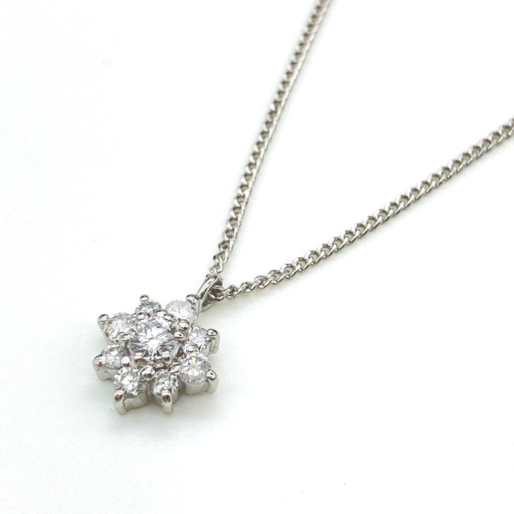 メレダイヤ デザインネックレス プラチナ ペンダント ネックレス Pt900 Pt850 ダイヤモンド レディース 【中古】 
 ラッピング可