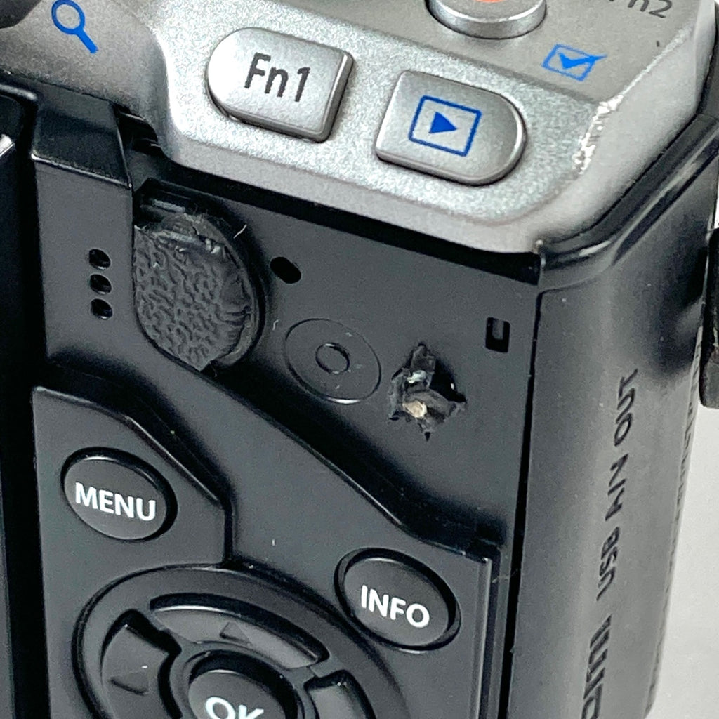 オリンパス OLYMPUS OM-D E-M10 ボディ シルバー［ジャンク品］ デジタル ミラーレス 一眼カメラ 【中古】cambb