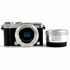 ニコン Nikon 1 J5 標準パワーズームレンズキット シルバー デジタル ミラーレス 一眼カメラ 【中古】cambb