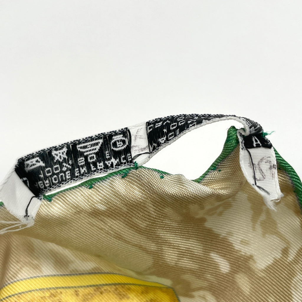 エルメス カレ 90 CARPE DIEM 今日一日を楽しむ 太陽 月 星 スカーフ シルク グリーン マルチカラー レディース 【中古】brbag
