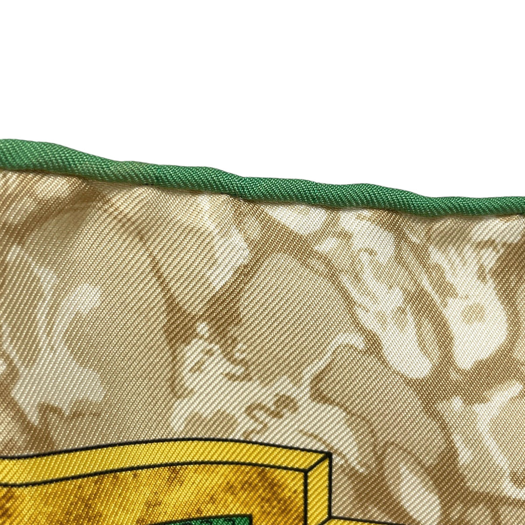 エルメス カレ 90 CARPE DIEM 今日一日を楽しむ 太陽 月 星 スカーフ シルク グリーン マルチカラー レディース 【中古】brbag