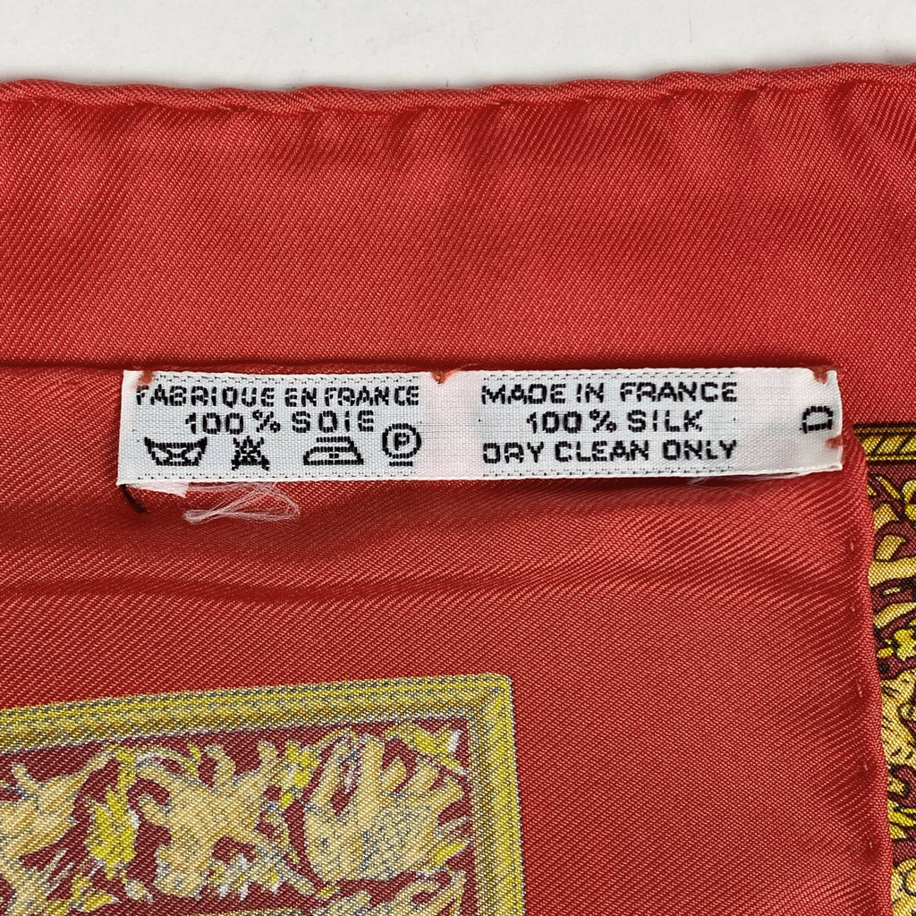 エルメス プチカレ CHASSE EN INDE インドの狩猟 象柄 馬柄 スカーフ シルク レッド マルチカラー レディース 【中古】brbag