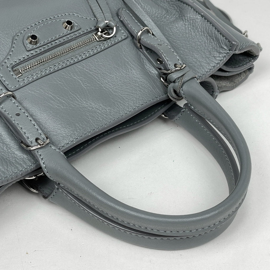 バレンシアガ ペーパー ミニ ハンドバッグ 2WAY ショルダーバッグ トートバッグ ハンドバッグ レザー グレー 357333 レディース 【中古】brbag