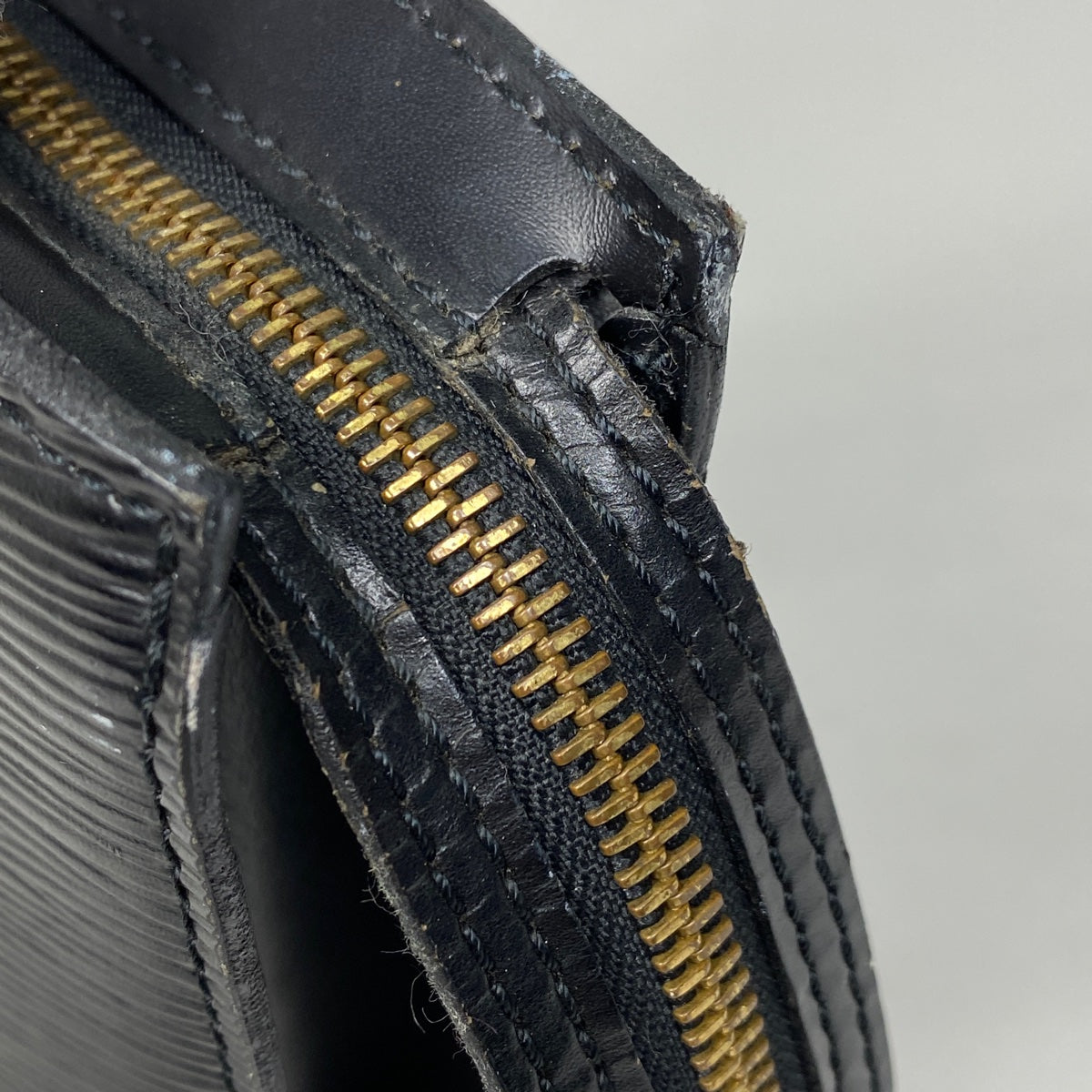 【美品】ルイヴィトン　エピ　サンジャック　M52272　ハンドバッグ　ノワール LOUIS VUITTON】ルイヴィトン『エピ サンジャック』M52272