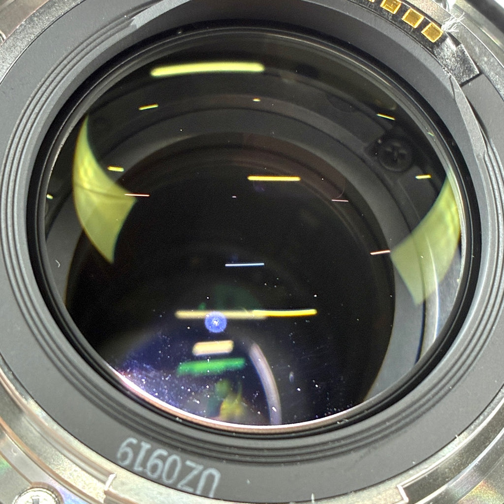 キヤノン Canon EF 24-70mm F2.8L USM 一眼カメラ用レンズ（オートフォーカス） 【中古】cambb
