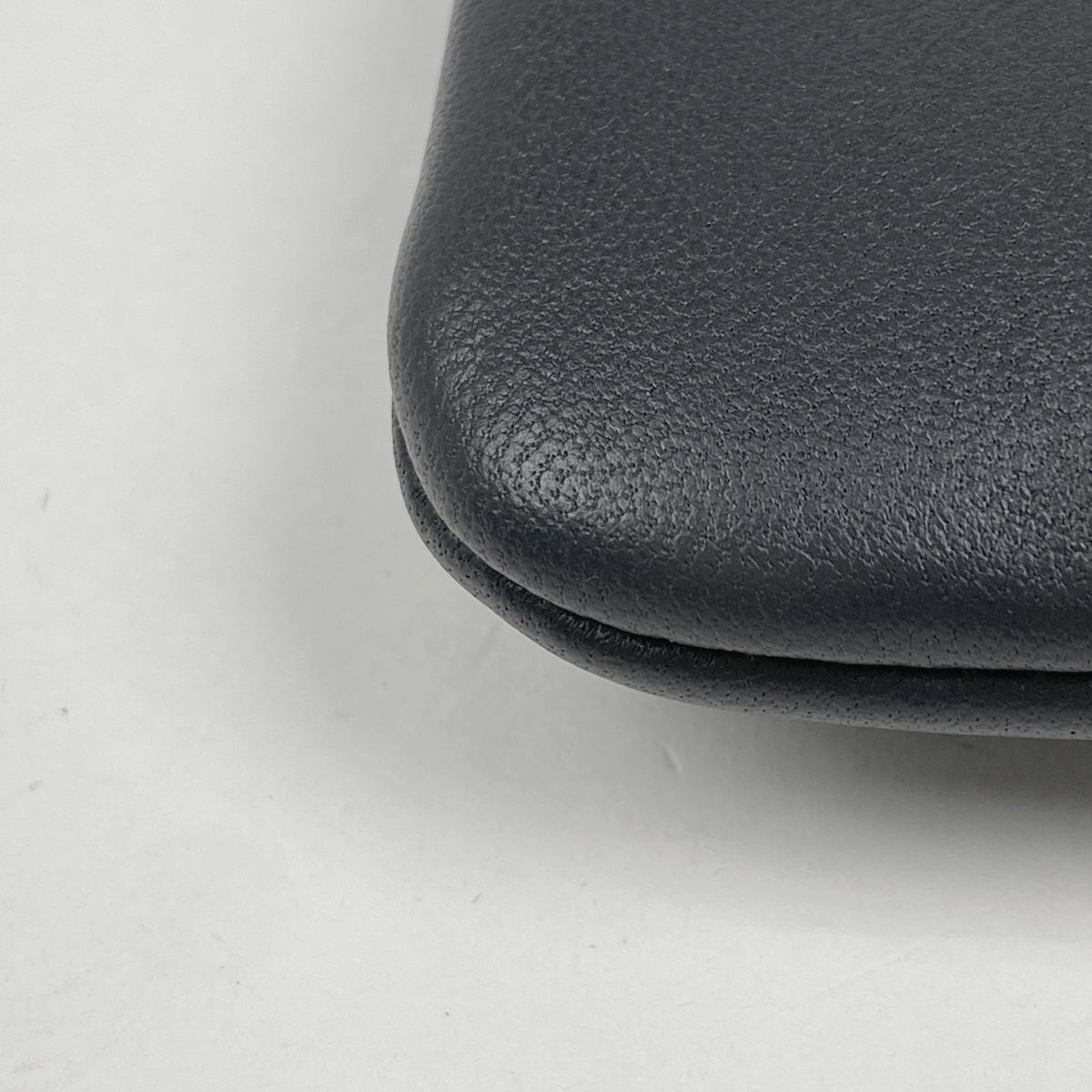 【現行ロゴ・極美品】セリーヌ トリオ ラージ ショルダーバッグ レザー グレー CELINE(セリーヌ) / ショルダーバッグ/レザー/BLK/トリオラージ
