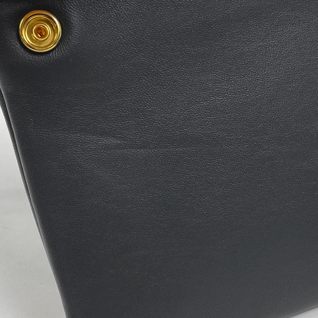 セリーヌ トリオ ショルダーバッグ スモール ショルダーバッグ レザー グレー レディース 【中古】brbag