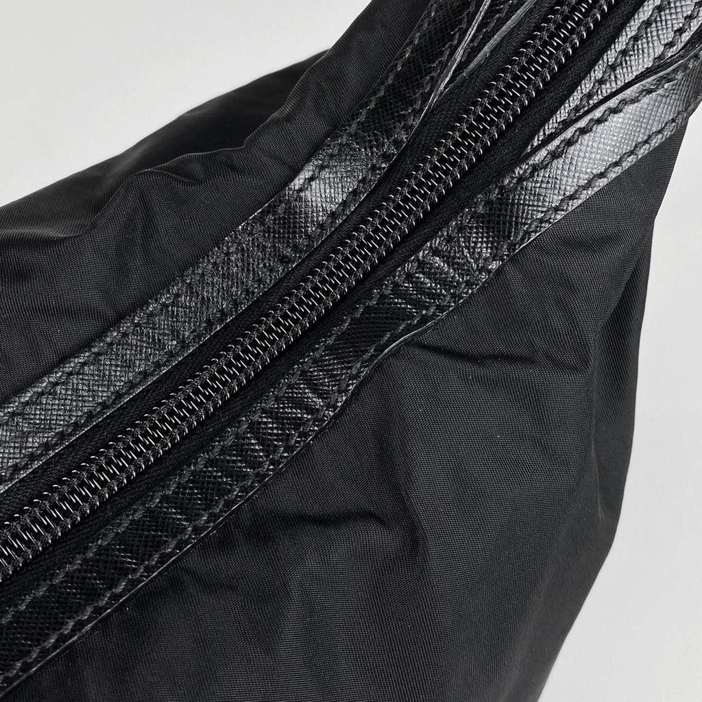 プラダ ロゴプレート ボストンバッグ ショルダーバッグ ボストンバッグ ナイロン ネロ(ブラック) レディース 【中古】brbag
