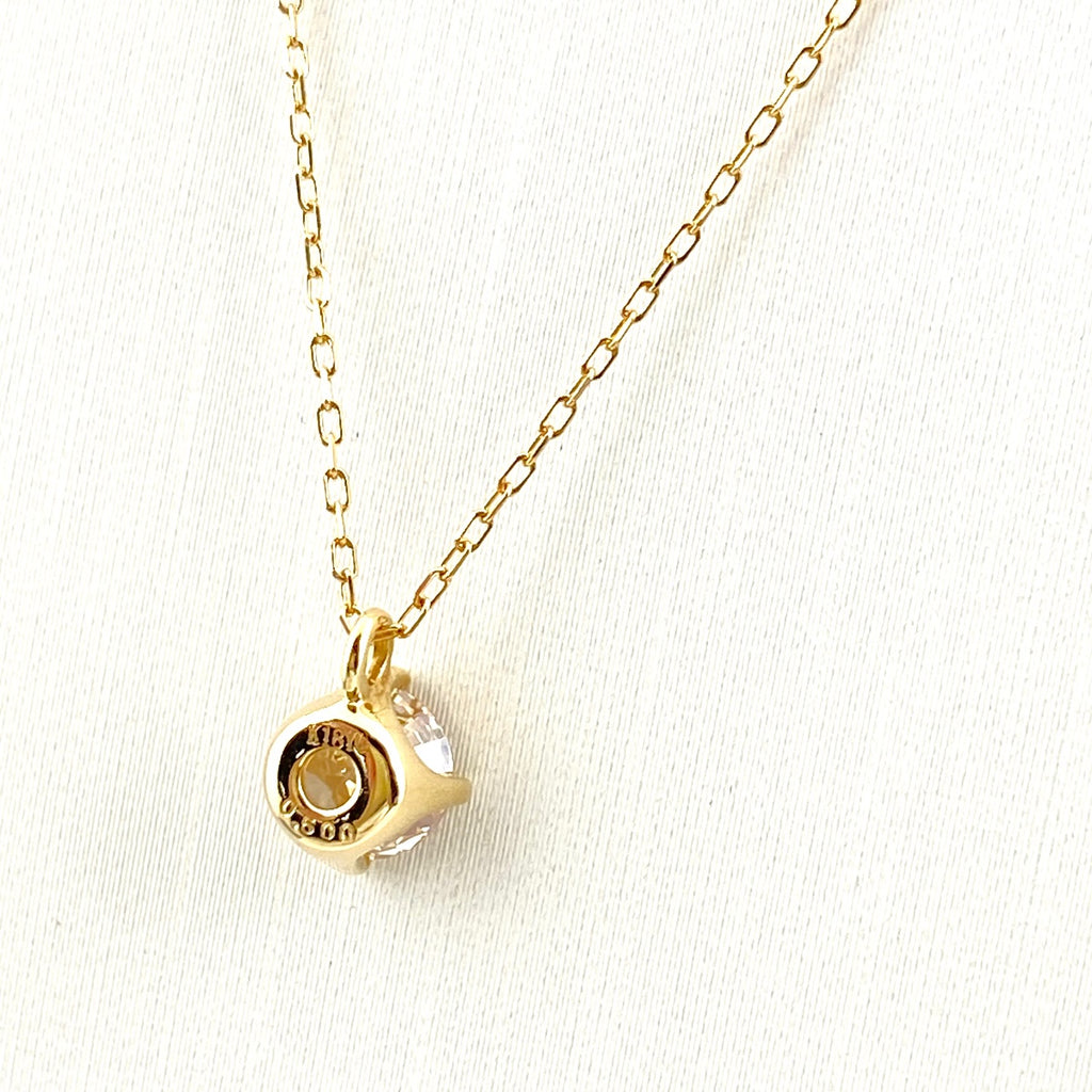 ダイヤモンド デザインネックレス YG イエローゴールド ペンダント ネックレス K18 ダイヤモンド レディース 【中古】nbjwl
