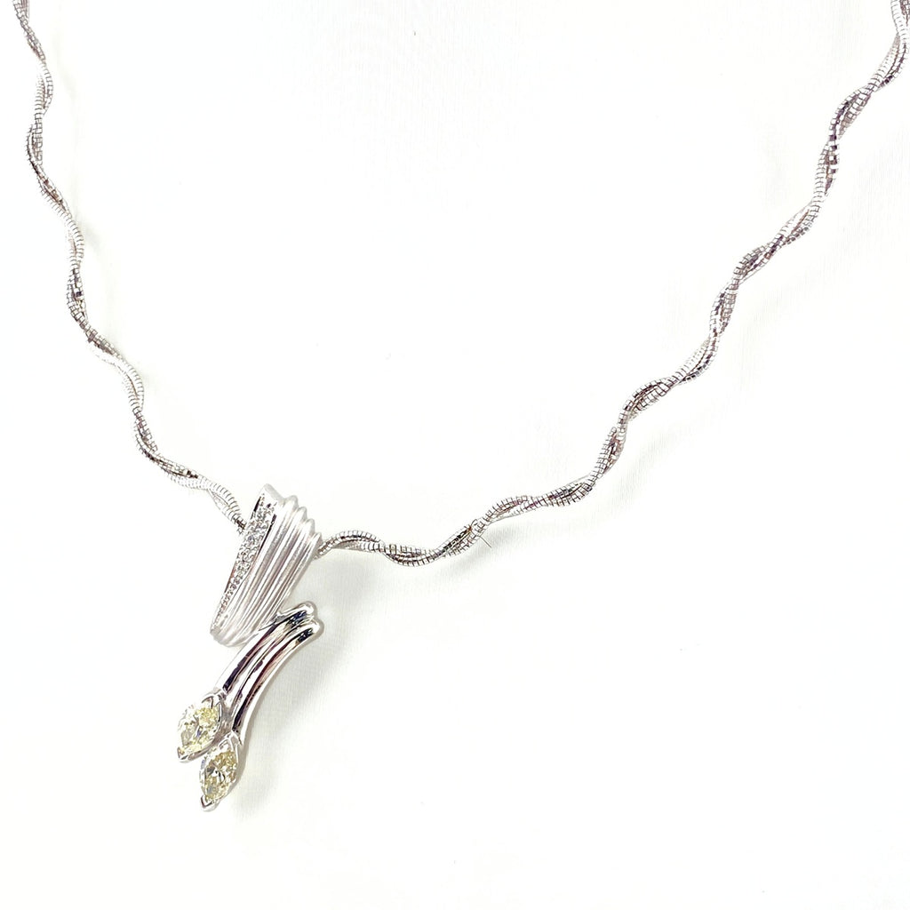 山本真理 メレダイヤ デザインネックレス プラチナ ペンダント ネックレス Pt900 750 ダイヤモンド レディース 【中古】brjwl