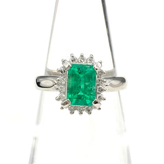 エメラルド デザインリング プラチナ メレダイヤ 指輪 リング 8.5号 Pt900 エメラルド ダイヤモンド レディース 【中古】nbjwl