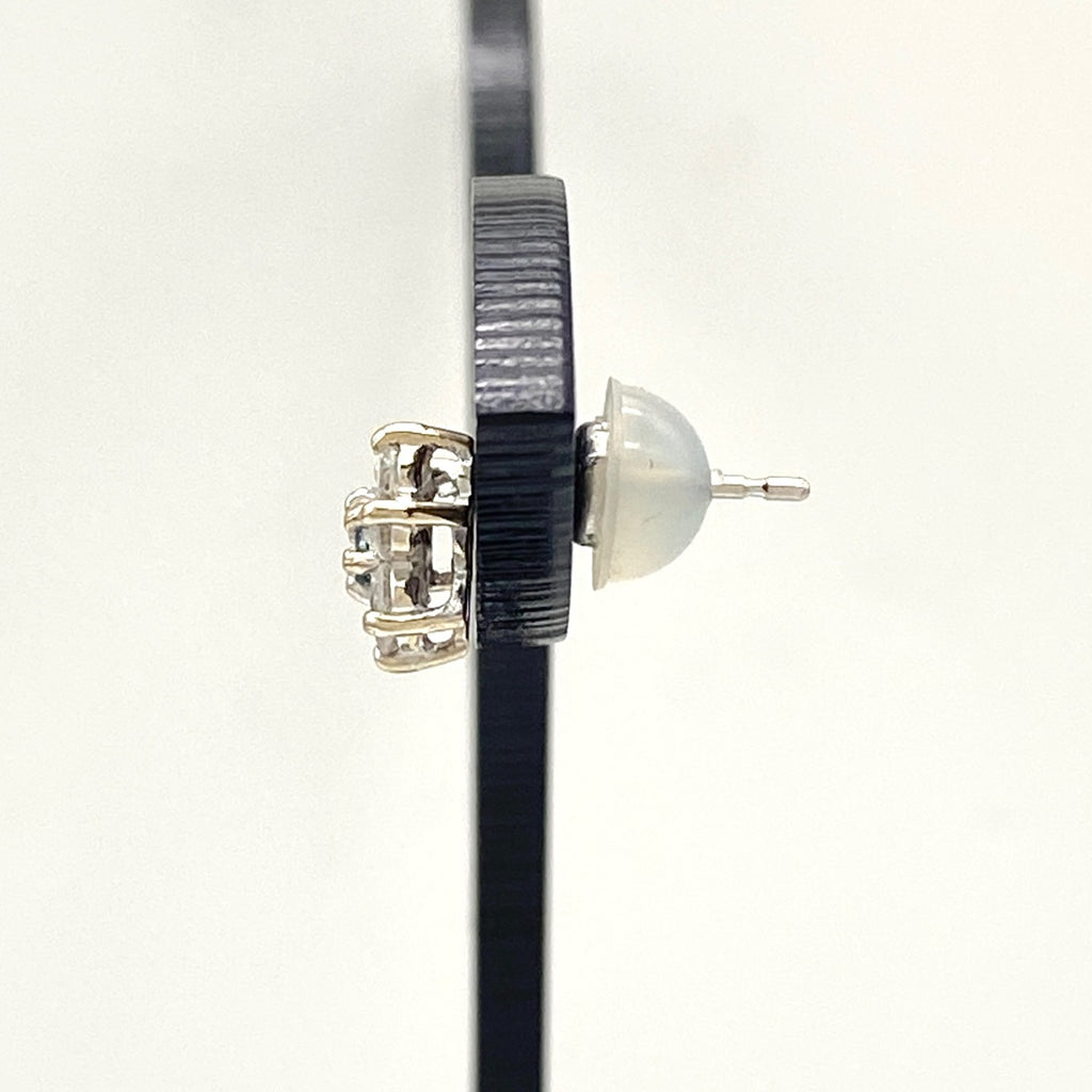 PT900 K18 WG フラワー トリートメントダイヤ ピアス プラチナ 0.25CT レディース 中古 nbjwl