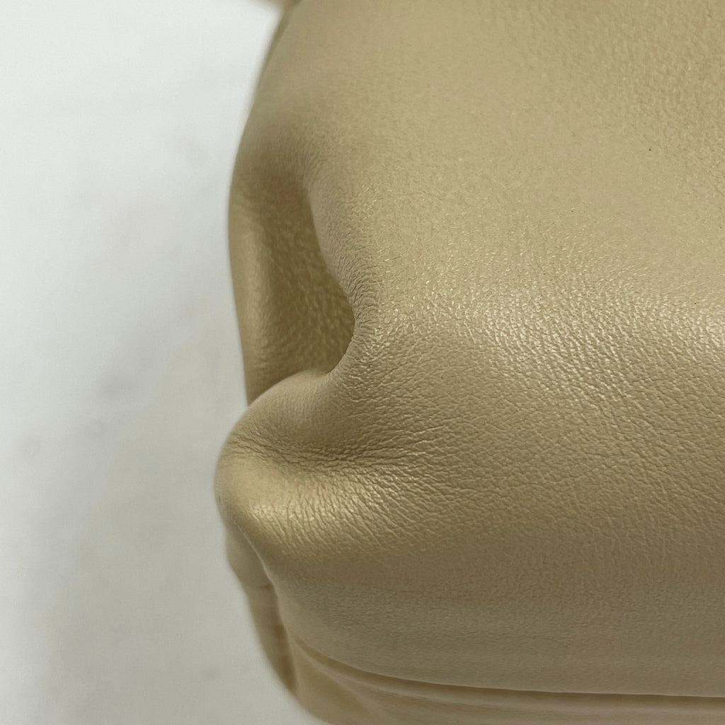 ボッテガヴェネタ ミニ ザ ポーチ ショルダーバッグ がま口 ショルダーバッグ レザー ベージュ レディース 【中古】brbag