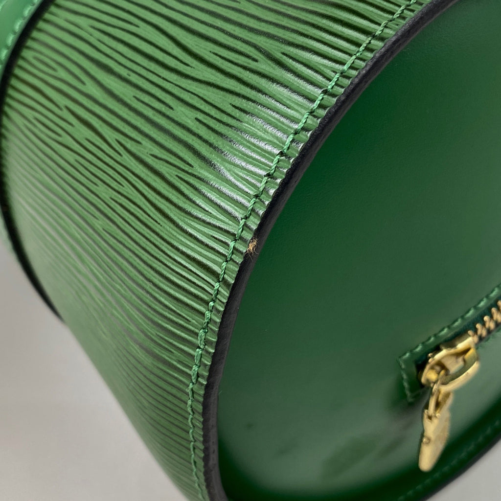 ルイ・ヴィトン スフロ 筒型 バレルバッグ 手提げ ハンドバッグ エピ ボルネオグリーン M52224 レディース 【中古】brbag