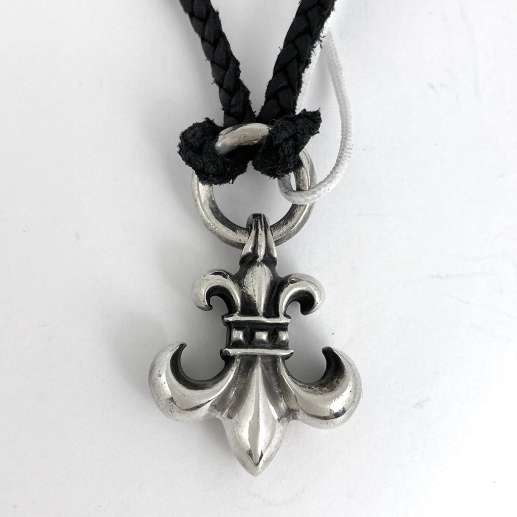 クロムハーツ BSフレア レザー ブレイド ネックレス ペンダントトップ ネックレス シルバー925 レザー シルバー メンズ 【中古】bracc