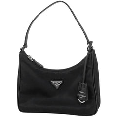 プラダ ロゴプレート ハンドバッグ ポーチ ハンドバッグ ナイロン ネロ(ブラック) レディース 【中古】brbag