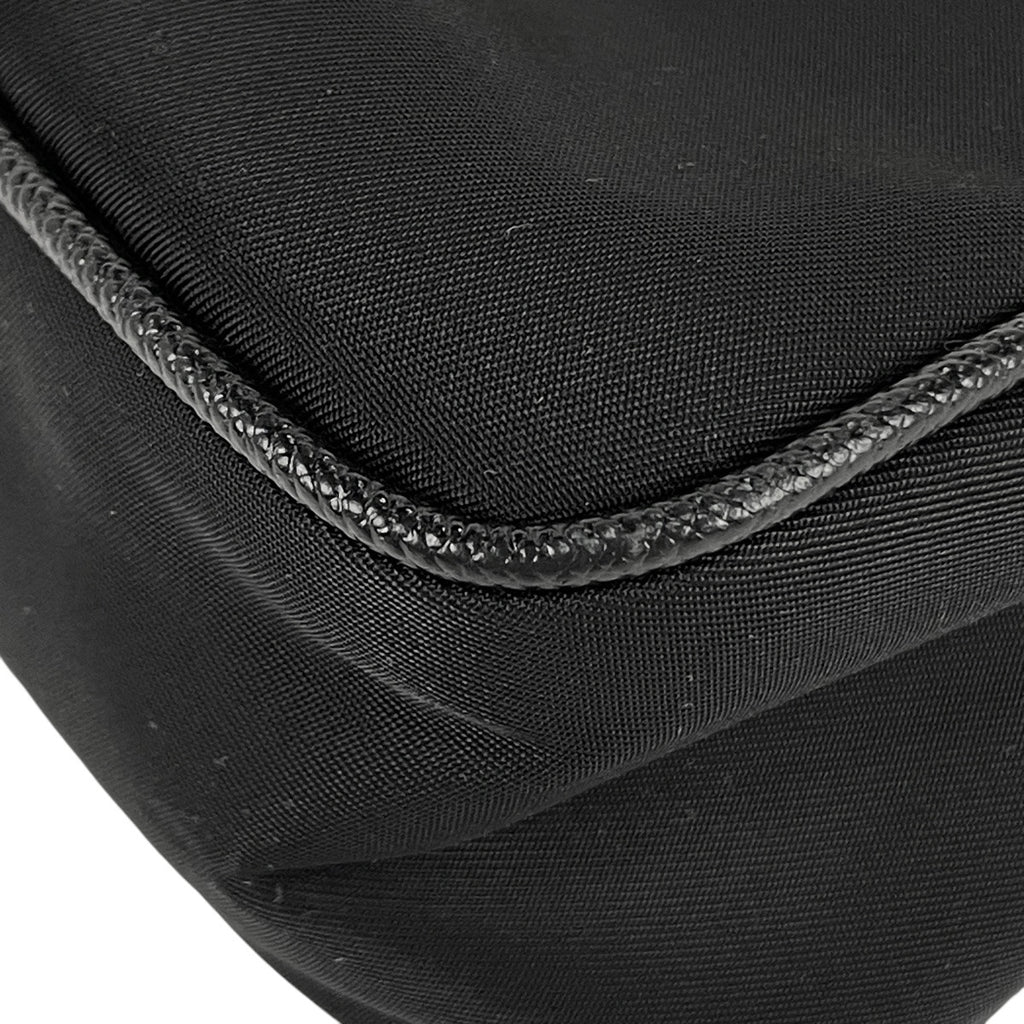 プラダ ロゴプレート ハンドバッグ ポーチ ハンドバッグ ナイロン ネロ(ブラック) レディース 【中古】brbag