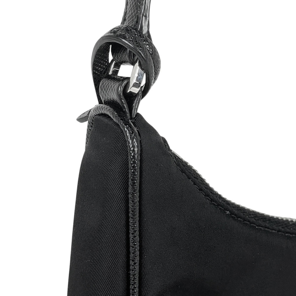 プラダ ロゴプレート ハンドバッグ ポーチ ハンドバッグ ナイロン ネロ(ブラック) レディース 【中古】brbag