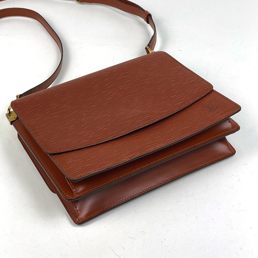 【ジャンク品】ルイ・ヴィトン グルネル 斜め掛け プッシュロック ショルダーバッグ エピ ケニアブラウン M52363 レディース 【中古】brbag