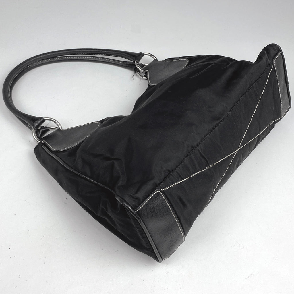 プラダ ロゴプレート ショルダーバッグ ハンドバッグ ショルダーバッグ ナイロン ブラック レディース 【中古】brbag