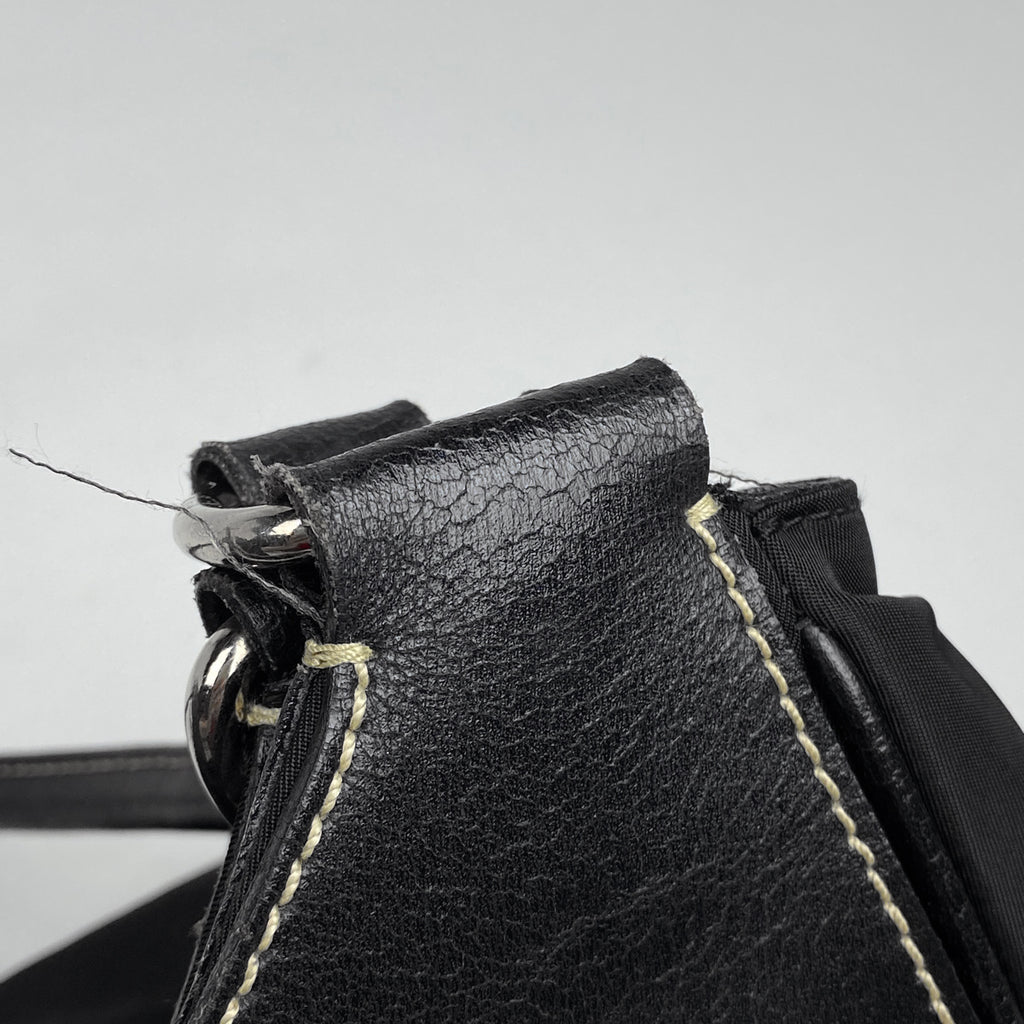 プラダ ロゴプレート ショルダーバッグ ハンドバッグ ショルダーバッグ ナイロン ブラック レディース 【中古】brbag