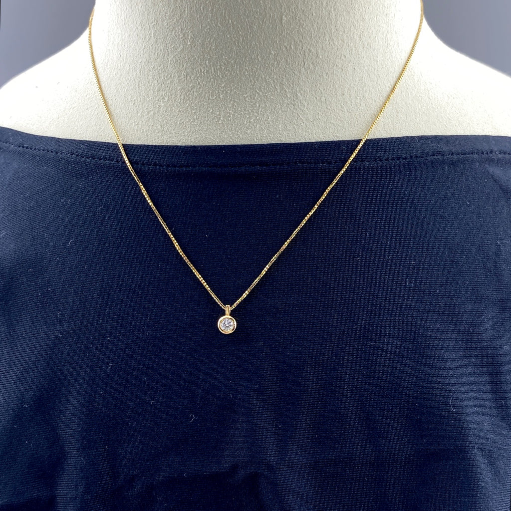 K18 YG ダイヤモンド ペンダント 0.18ct レディース 中古 nbjwl