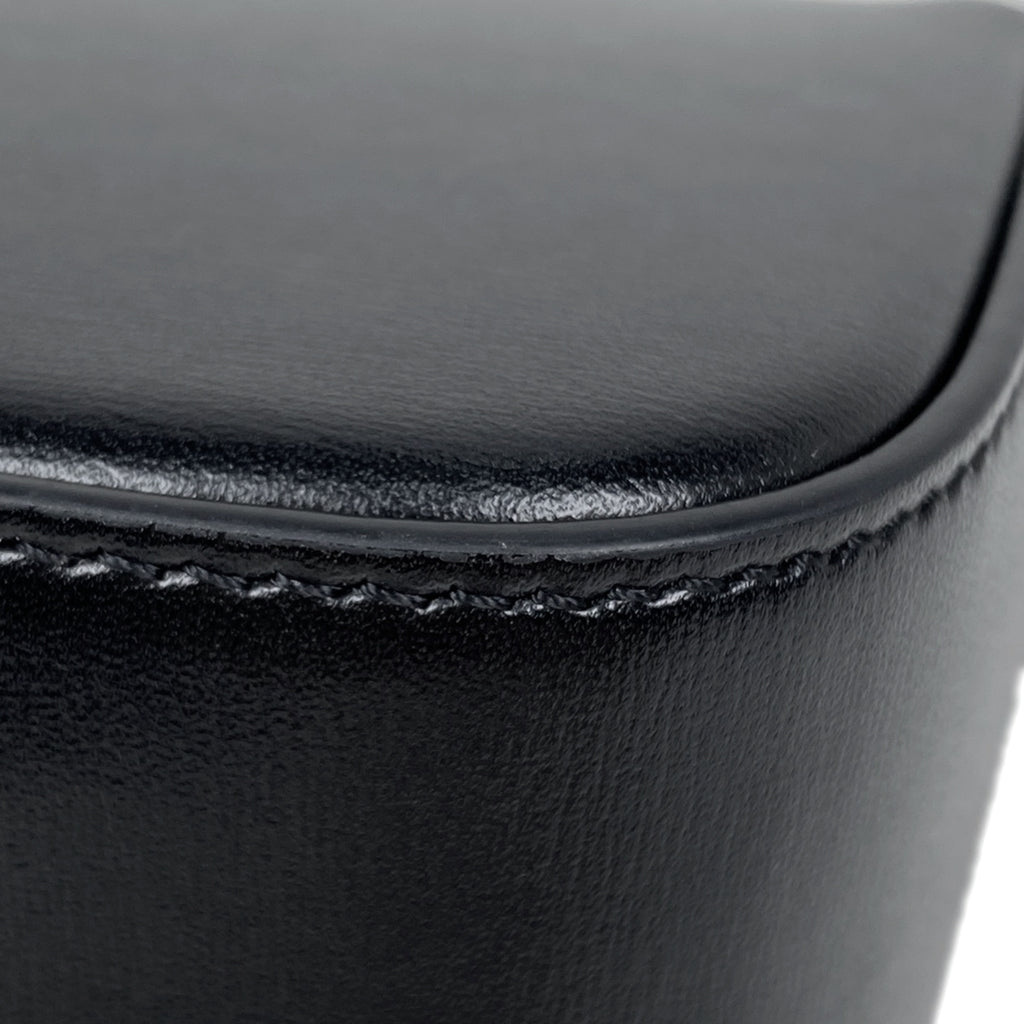 セリーヌ トリオンフ ミニ ショルダーバッグ 2WAY ポーチ ショルダーバッグ レザー ブラック レディース 【中古】brbag