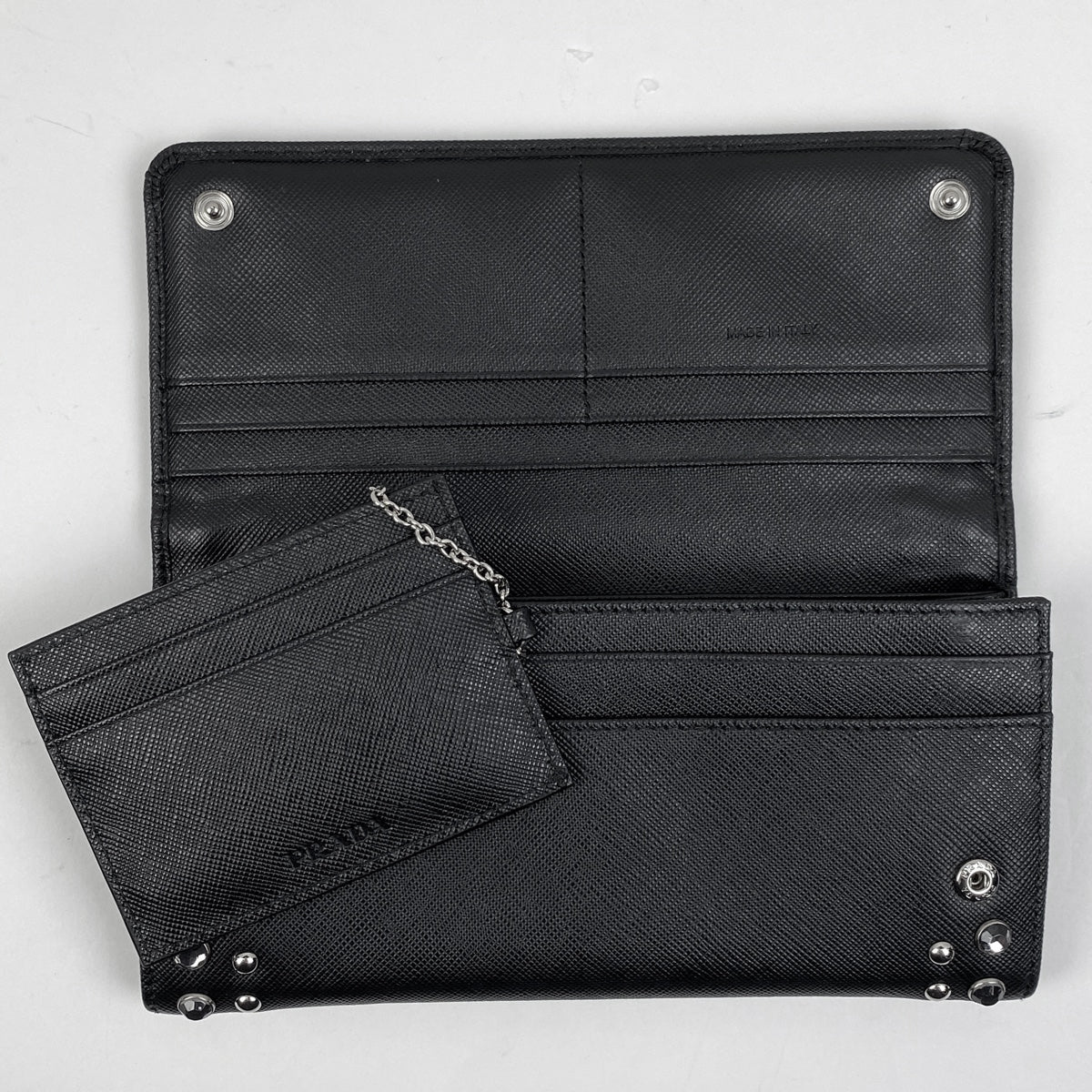 未使用級✨プラダ 長財布 シャイン サフィアーノレザー ロゴ ブラック 楽天市場】プラダ 長財布 財布 レディース サフィアーノ メタル