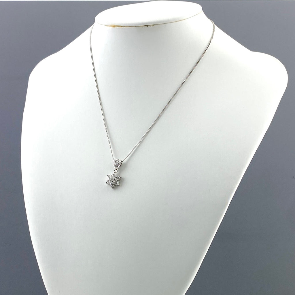 フラワーモチーフ デザインネックレス プラチナ ペンダント メレダイヤ 花 ネックレス Pt900 Pt850 ダイヤモンド レディース 【中古】nbjwl