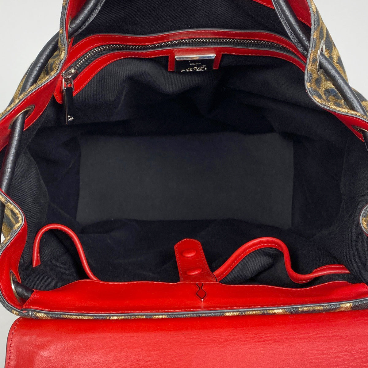 バイセル公式】【在庫一掃】 クリスチャンルブタン エクスプローラー