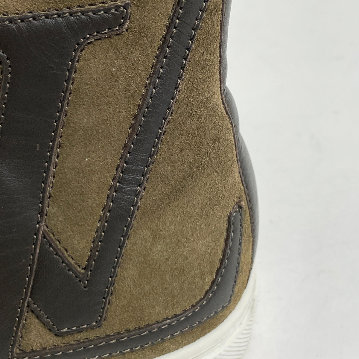 バイセル公式】ルイ・ヴィトン LVロゴ スニーカー ハイカット カーキ